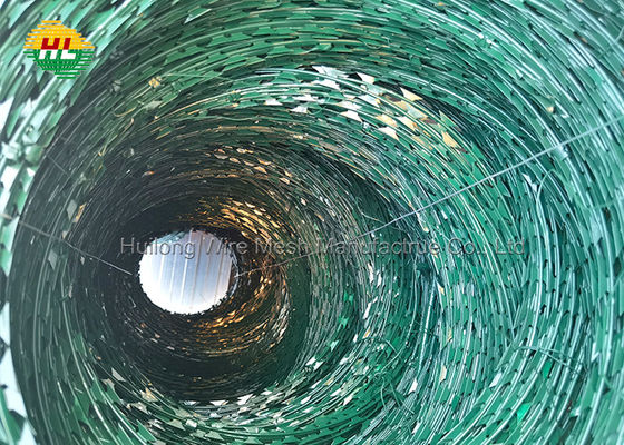 2.5mm Concertina Wire Fence Green PVC Coated with Rectangle Shape Hole