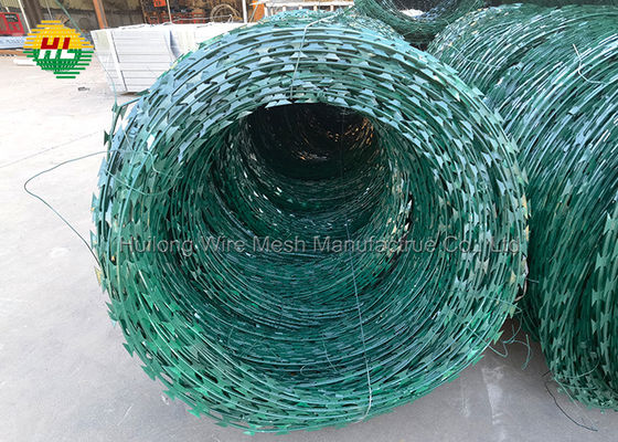 2.5mm Concertina Wire Fence Green PVC Coated with Rectangle Shape Hole