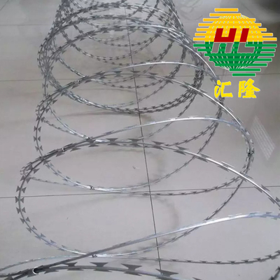 BTO-22 Concertina Razor Wire Coils Cao độ kéo Ss 304 Stainless Steel 316 Hot Dip Galvanized