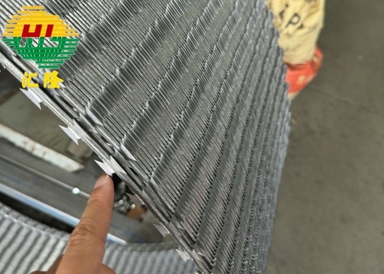 Nhóm tăng cường kéo cao Concertina sợi dây thép gai BTO16 BTO18